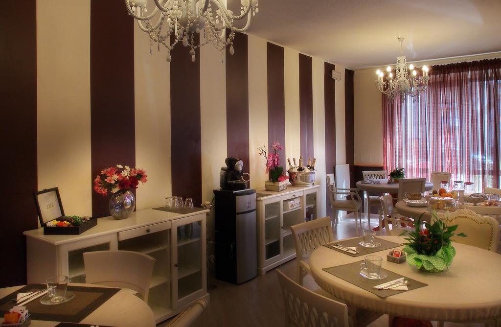 Hotel Due Spade فيدينسا المظهر الخارجي الصورة