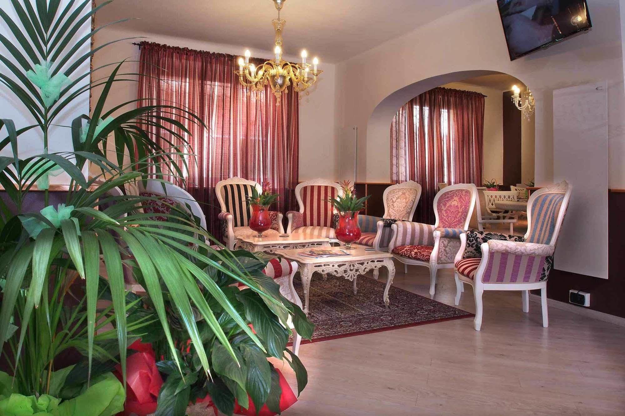 Hotel Due Spade فيدينسا المظهر الخارجي الصورة