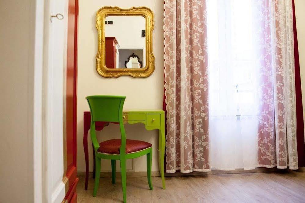 Hotel Due Spade فيدينسا المظهر الخارجي الصورة